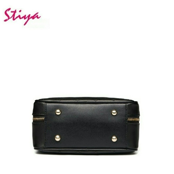 STIYA Genuine Leather 100% Authentic Handbag​ - Picture 4 of 5